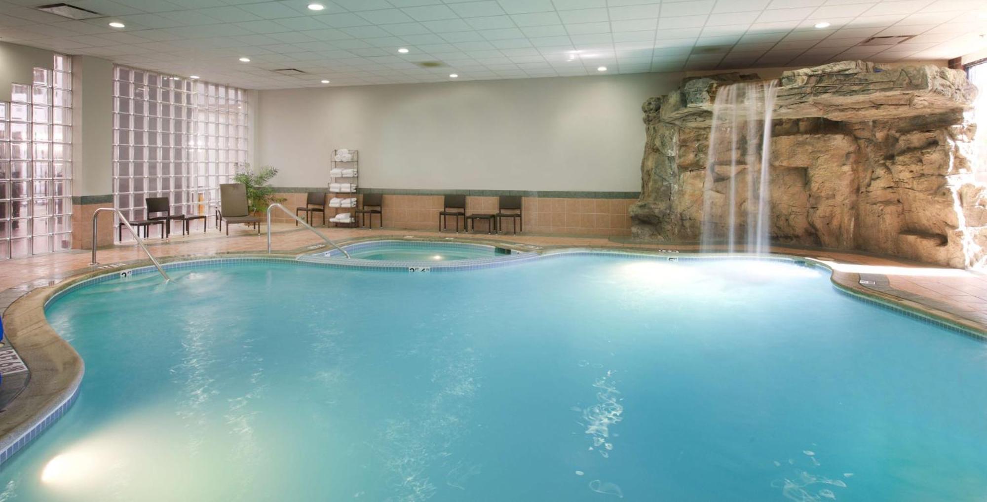 Embassy Suites By Hilton Detroit - Livonia/Novi Exterior foto